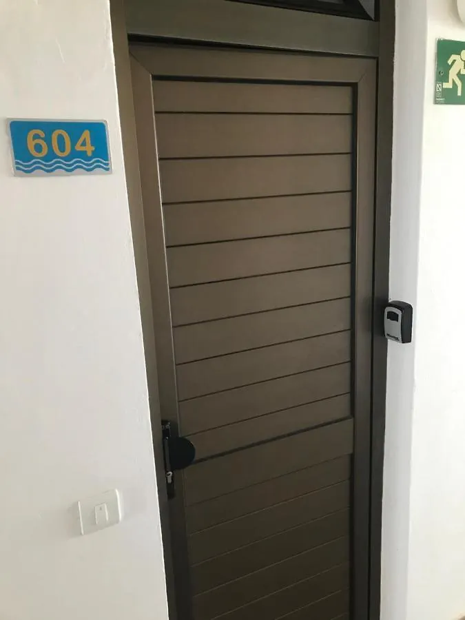 Yumbo Beach Apartment 2 With High Speed Free Internet San Bartolome de Tirajana  Holiday home San Bartolome de Tirajana (Gran Canaria)