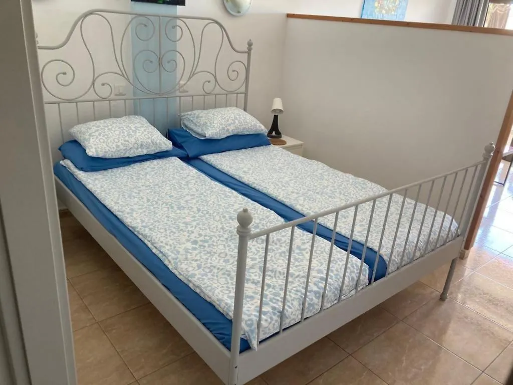Сasa de vacaciones Yumbo Beach Apartment 2 With High Speed Free Internet San Bartolomé